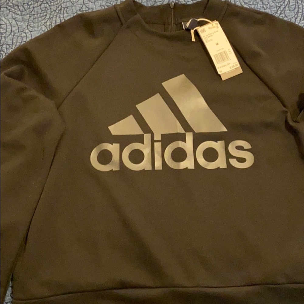 Women’s Adidas NWT sweatshirt